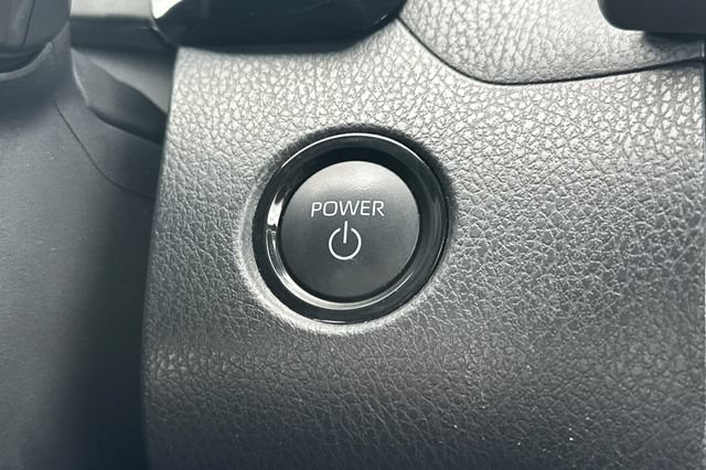 Used 2025 Toyota Camry SE FWD image 24