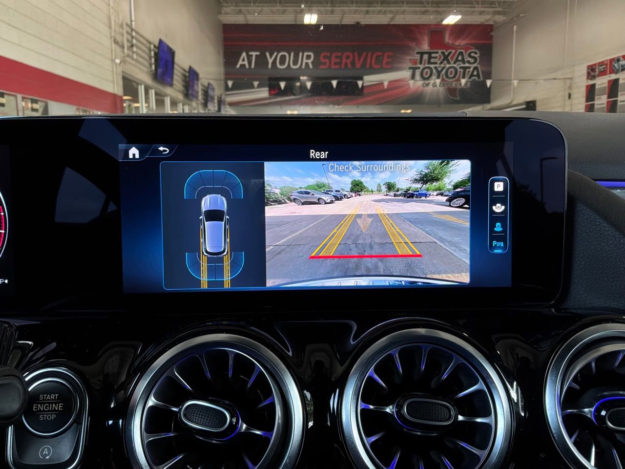 Used 2025 Mercedes-Benz GLA 250 image 37