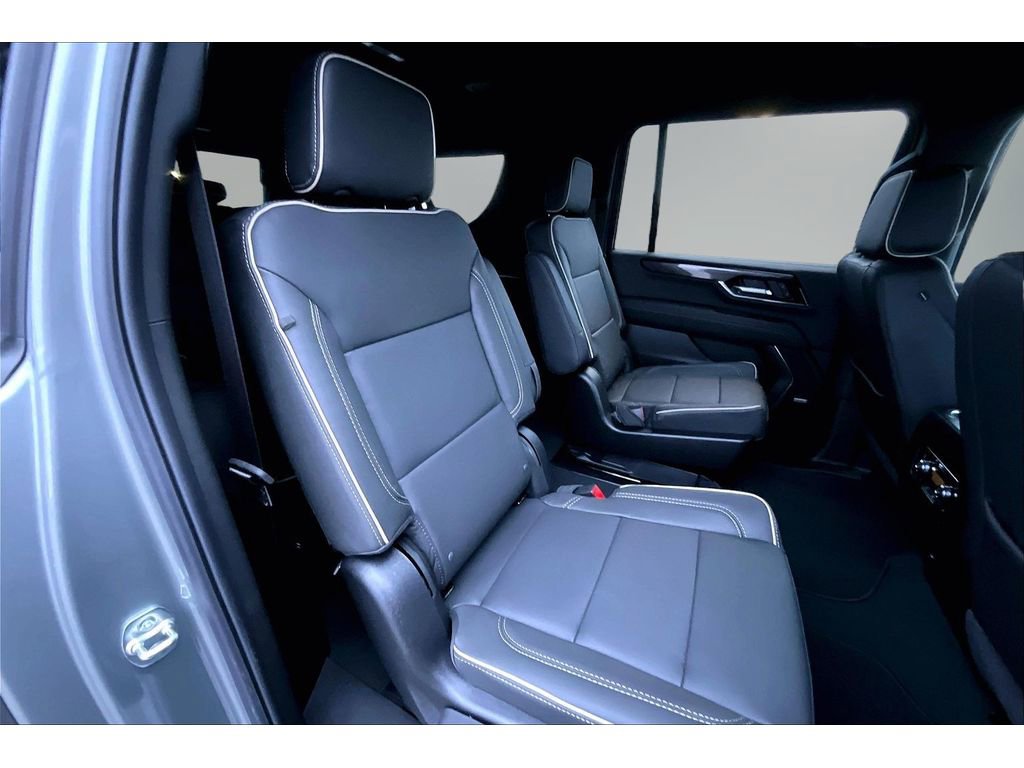 New 2026 GMC Yukon XL Elevation image 10