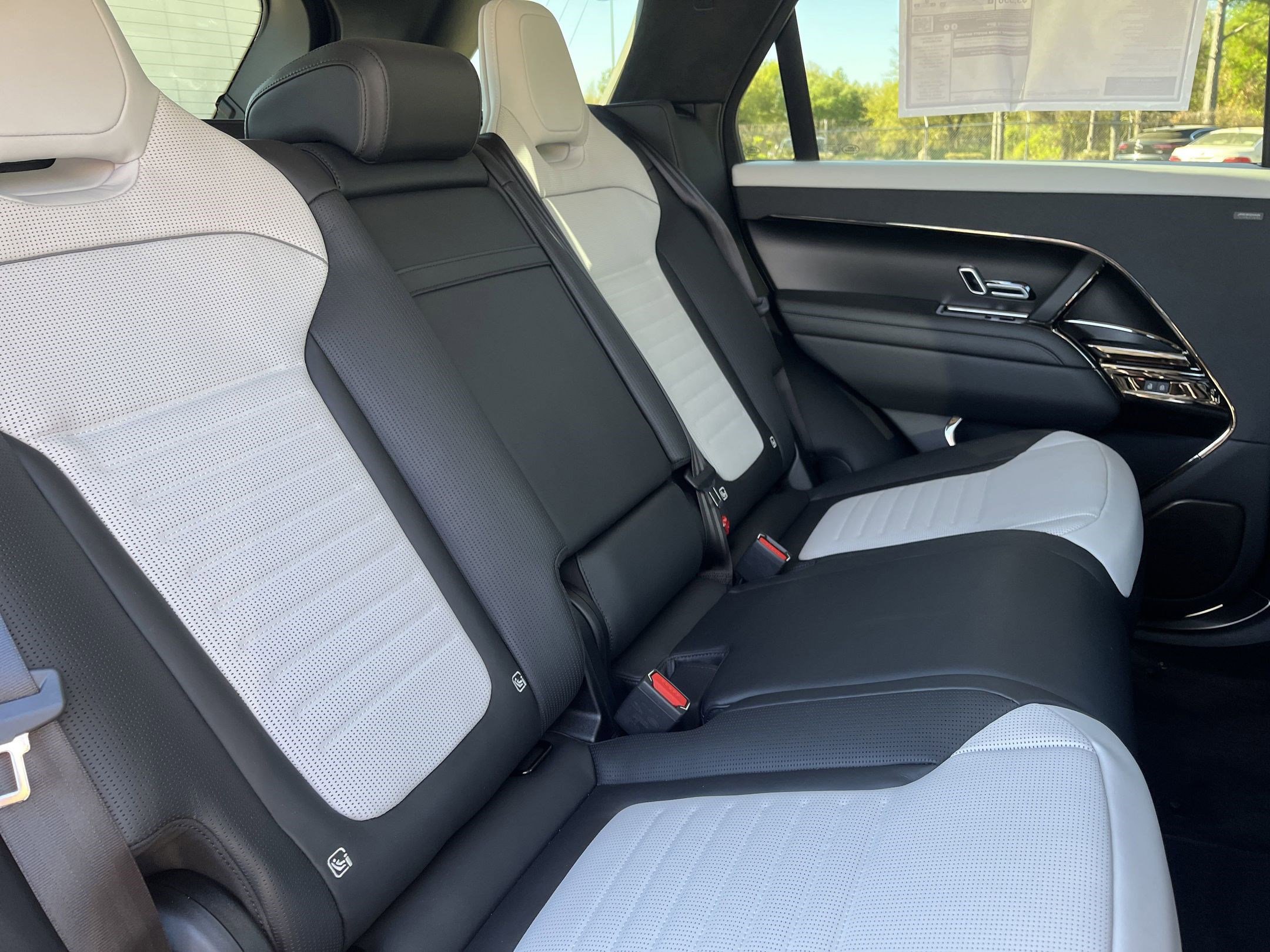New 2025 Land Rover Range Rover Sport SV Edition Two image 28