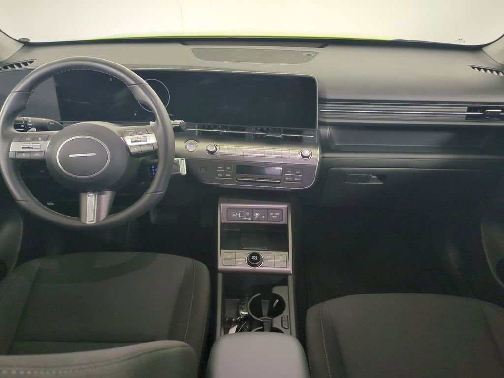 Certified 2025 Hyundai Kona SEL image 17