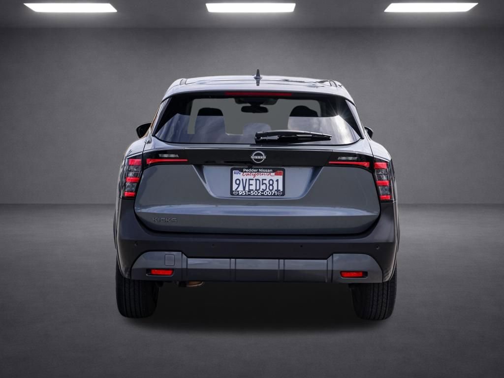Used 2025 Nissan Kicks SV FWD image 5