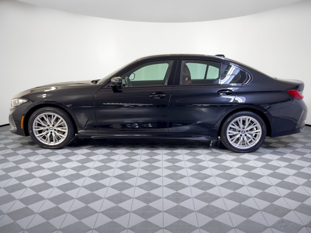Certified 2023 BMW 330i Sedan w/ Convenience Package RWD image 2