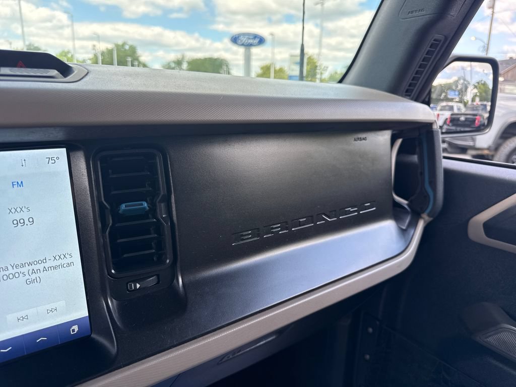 Used 2023 Ford Bronco Wildtrak AWD/4WD image 41
