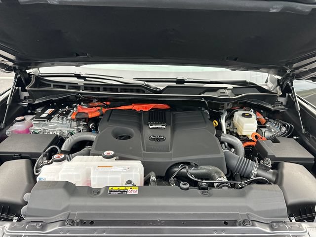 Used 2026 Toyota Tundra Platinum AWD/4WD image 29
