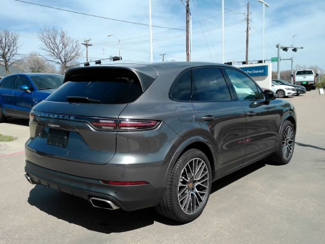 Used 2020 Porsche Cayenne AWD/4WD image 6