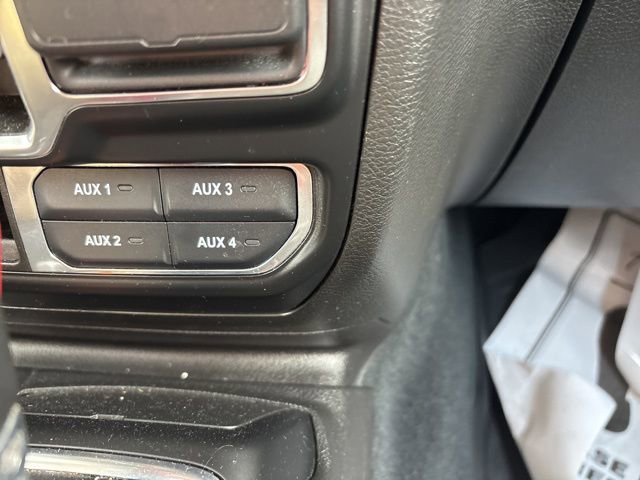 Used 2022 Jeep Wrangler Unlimited Sahara w/ Dual Top Group image 83
