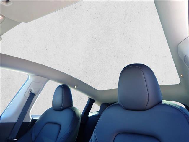 Used 2024 Tesla Model Y Long Range image 14