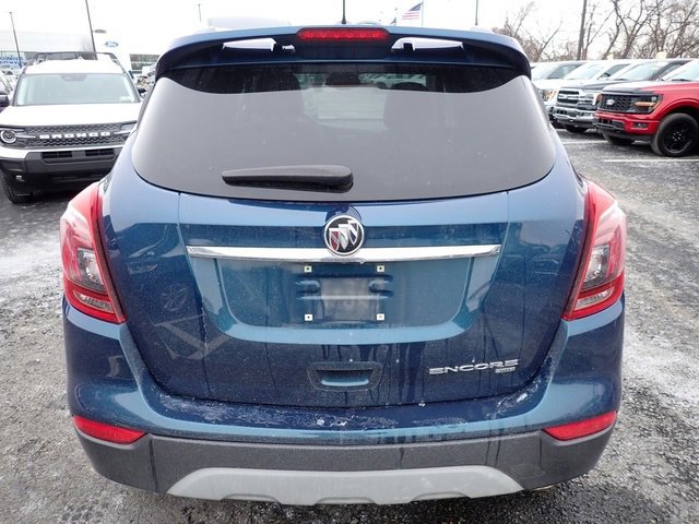 Used 2019 Buick Encore Sport Touring w/ Safety Package image 4