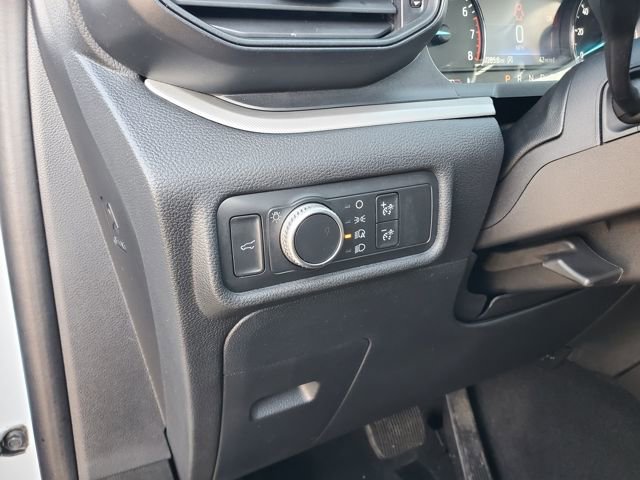 Used 2020 Ford Explorer XLT image 11