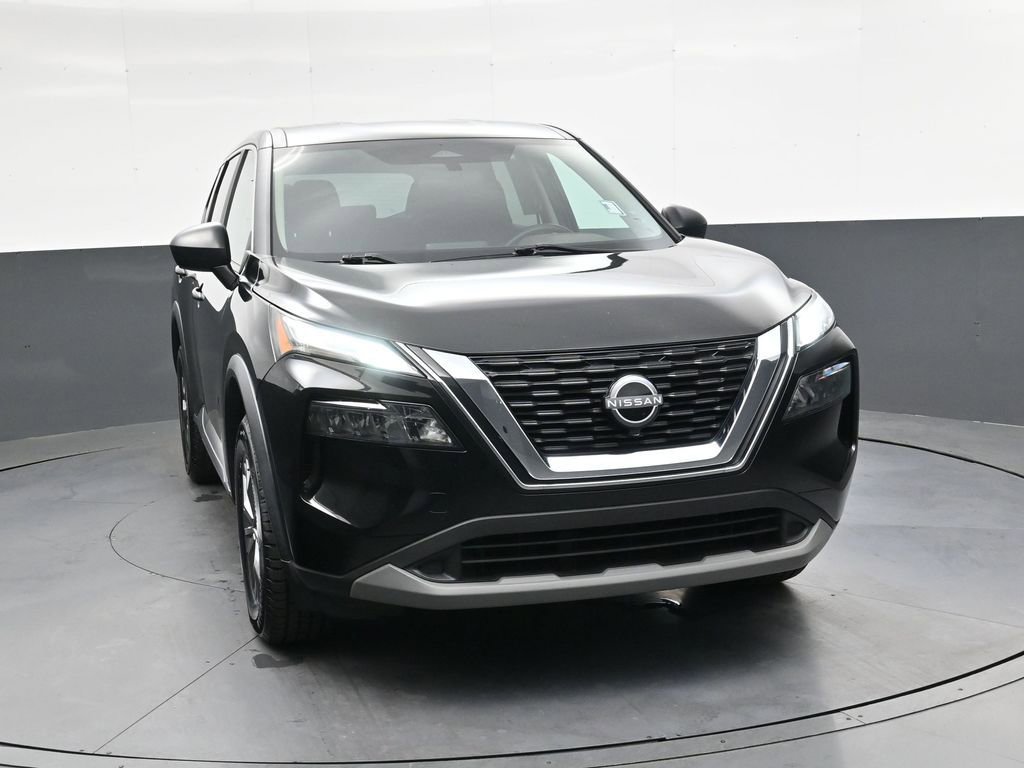 Used 2023 Nissan Rogue S image 10