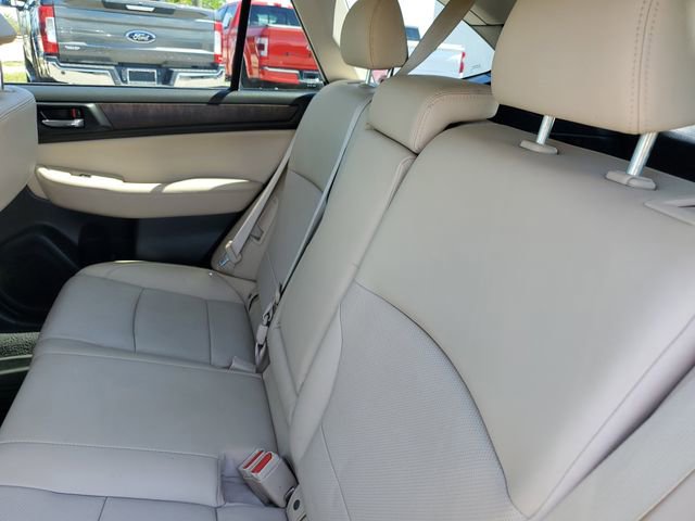 Used 2017 Subaru Outback 2.5i Limited image 14