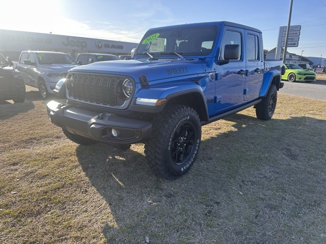 New 2025 Jeep Gladiator Willys image 3