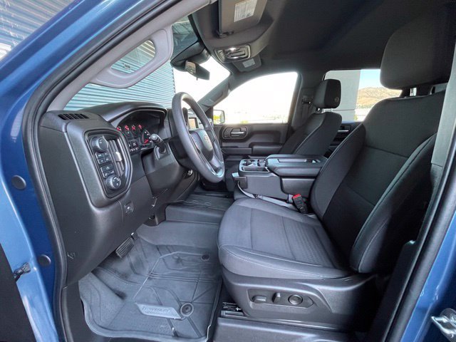 Used 2024 Chevrolet Silverado 1500 Custom w/ LPO, Dark Essentials Package AWD/4WD image 9
