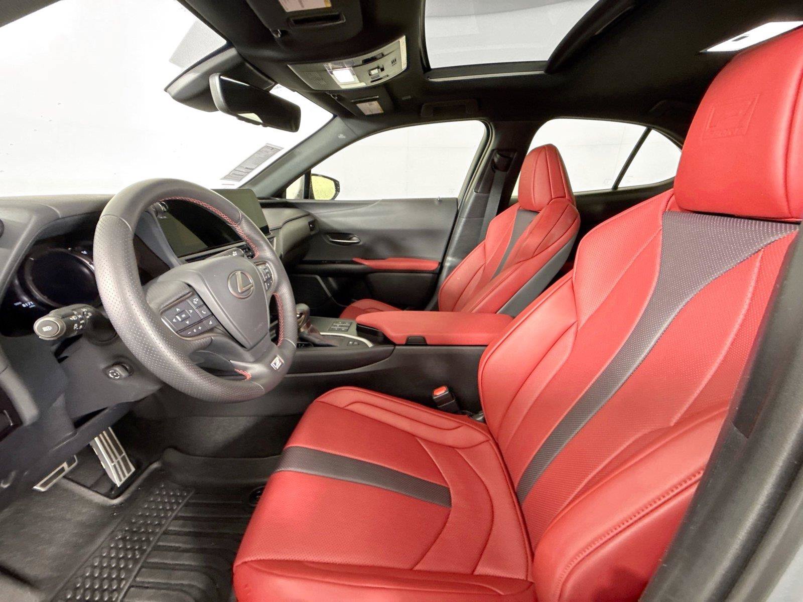Used 2024 Lexus UX 250h F Sport FWD image 3