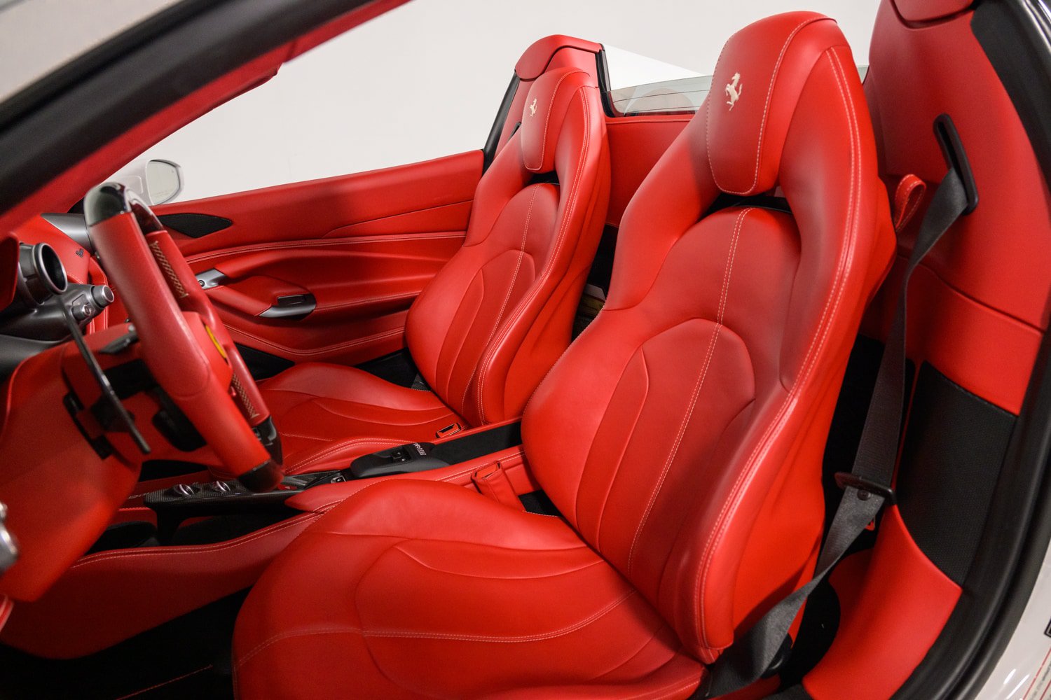 Certified 2023 Ferrari F8 Tributo RWD image 28