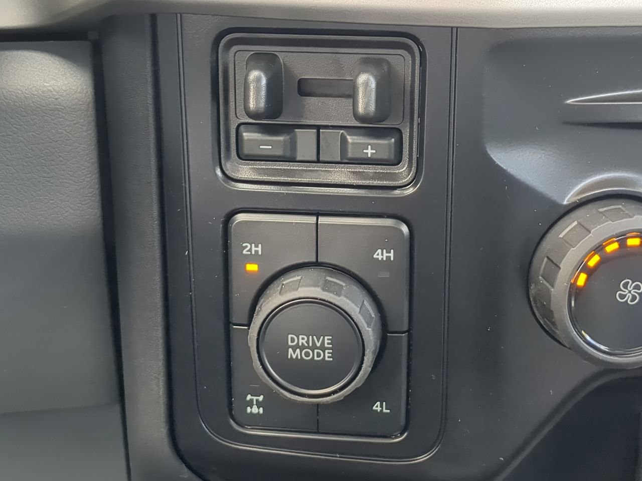 New 2026 Ford F250 XL w/ XL Off-Road Package image 20
