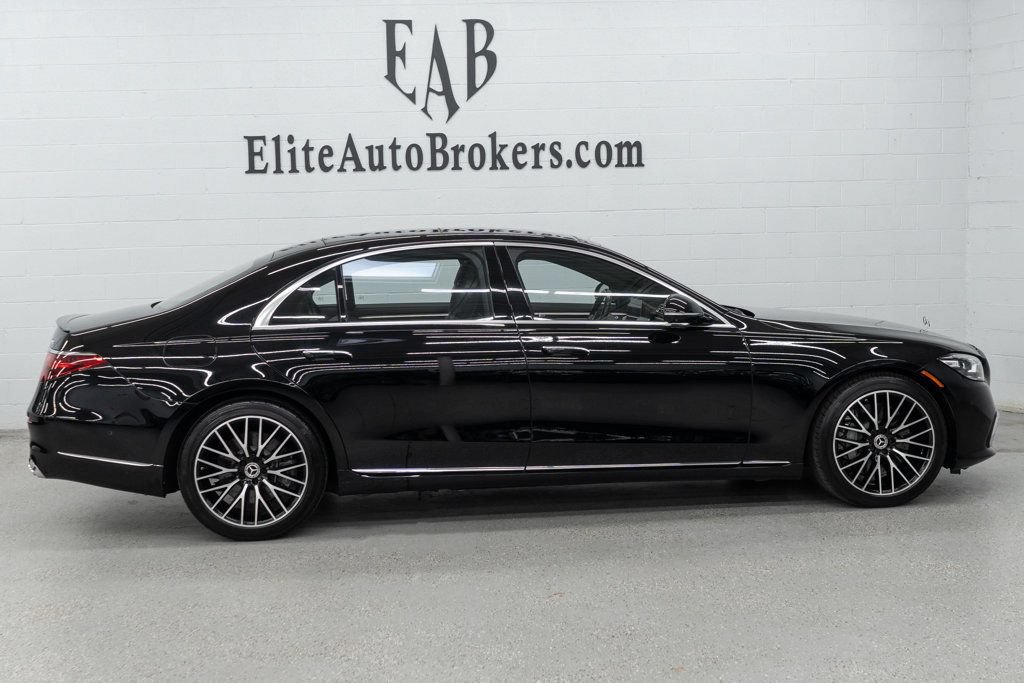 Used 2022 Mercedes-Benz S 580 4MATIC Sedan image 5
