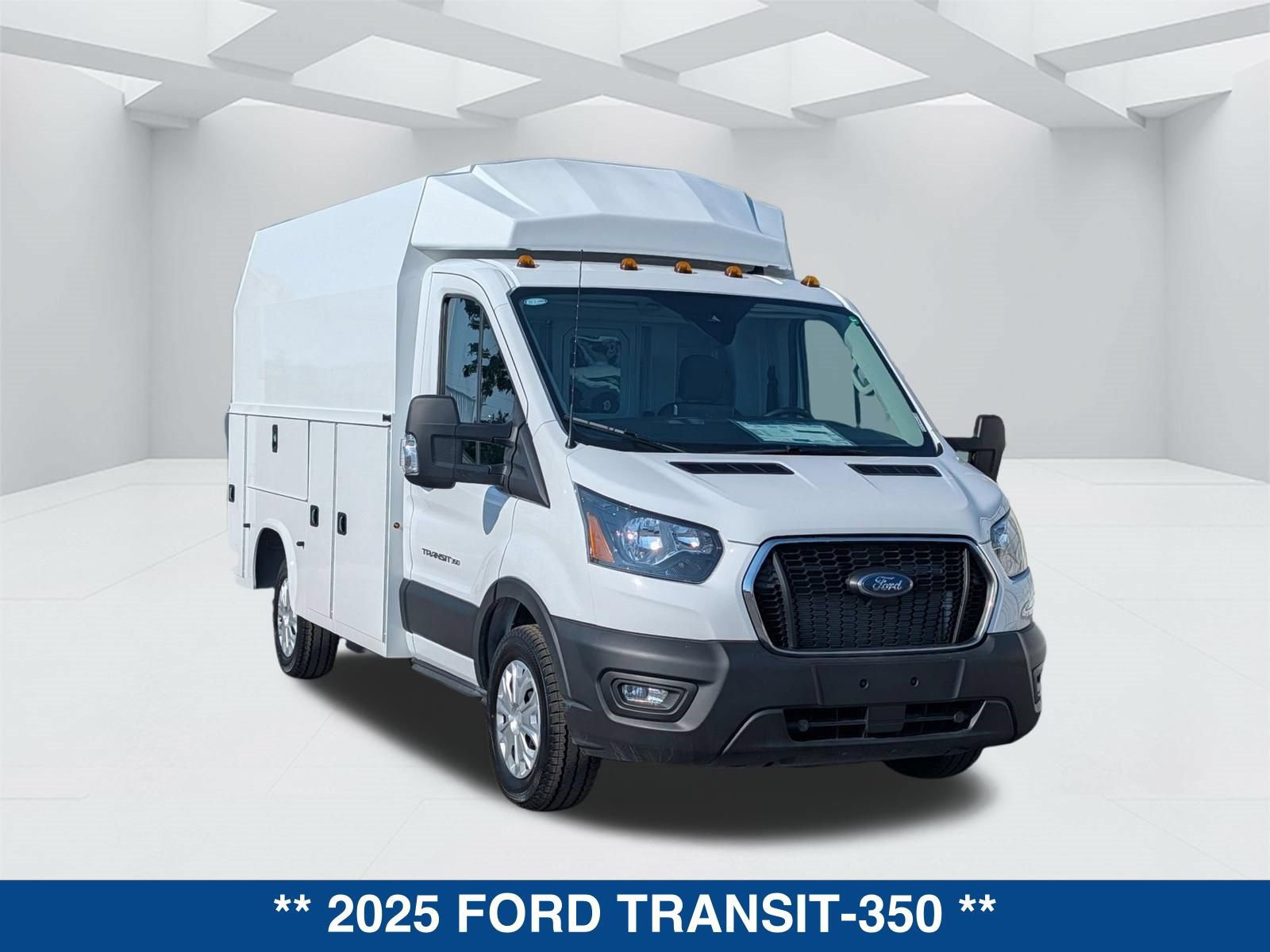 New 2025 Ford Transit 350 w/ Interior Upgrade Package RWD video 3