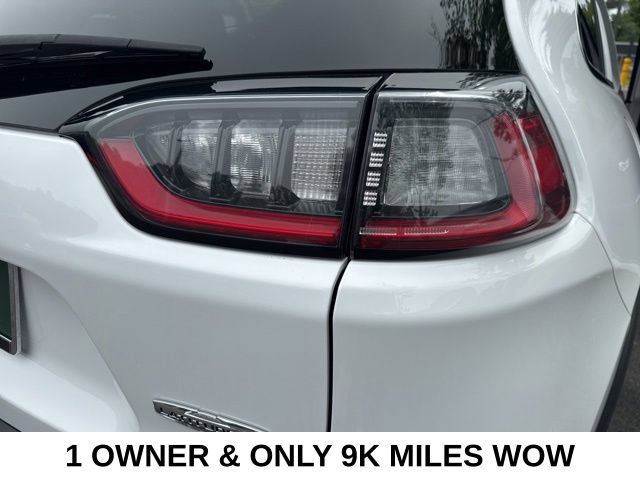 Used 2020 Jeep Cherokee Latitude Plus AWD/4WD image 29