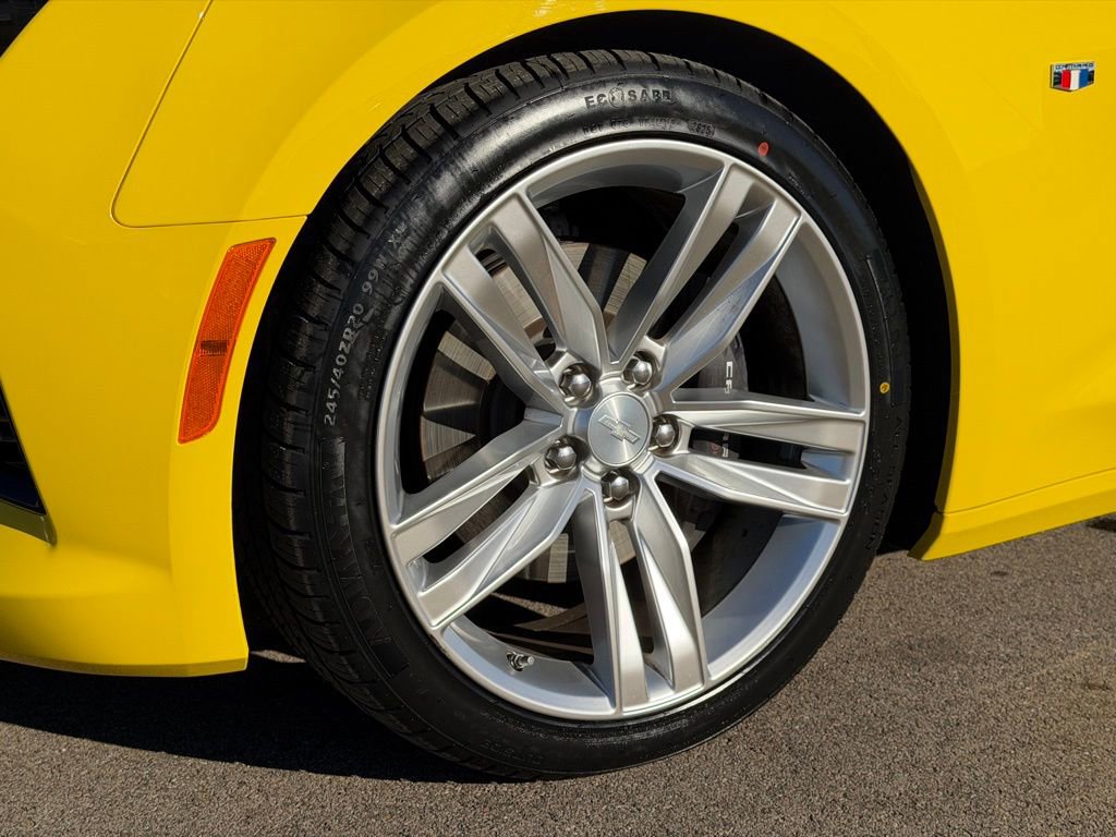 Used 2017 Chevrolet Camaro SS image 30