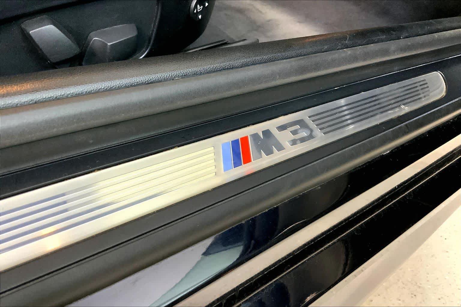 Used 2010 BMW M3 Convertible RWD image 9