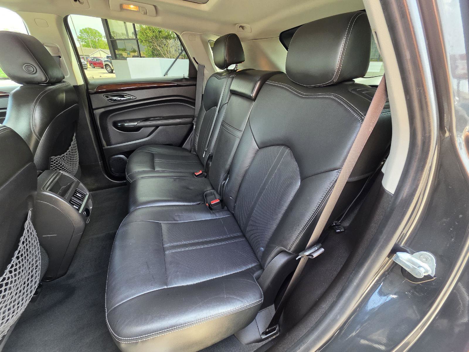 Used 2016 Cadillac SRX Luxury w/ Driver Awareness Package FWD image 37