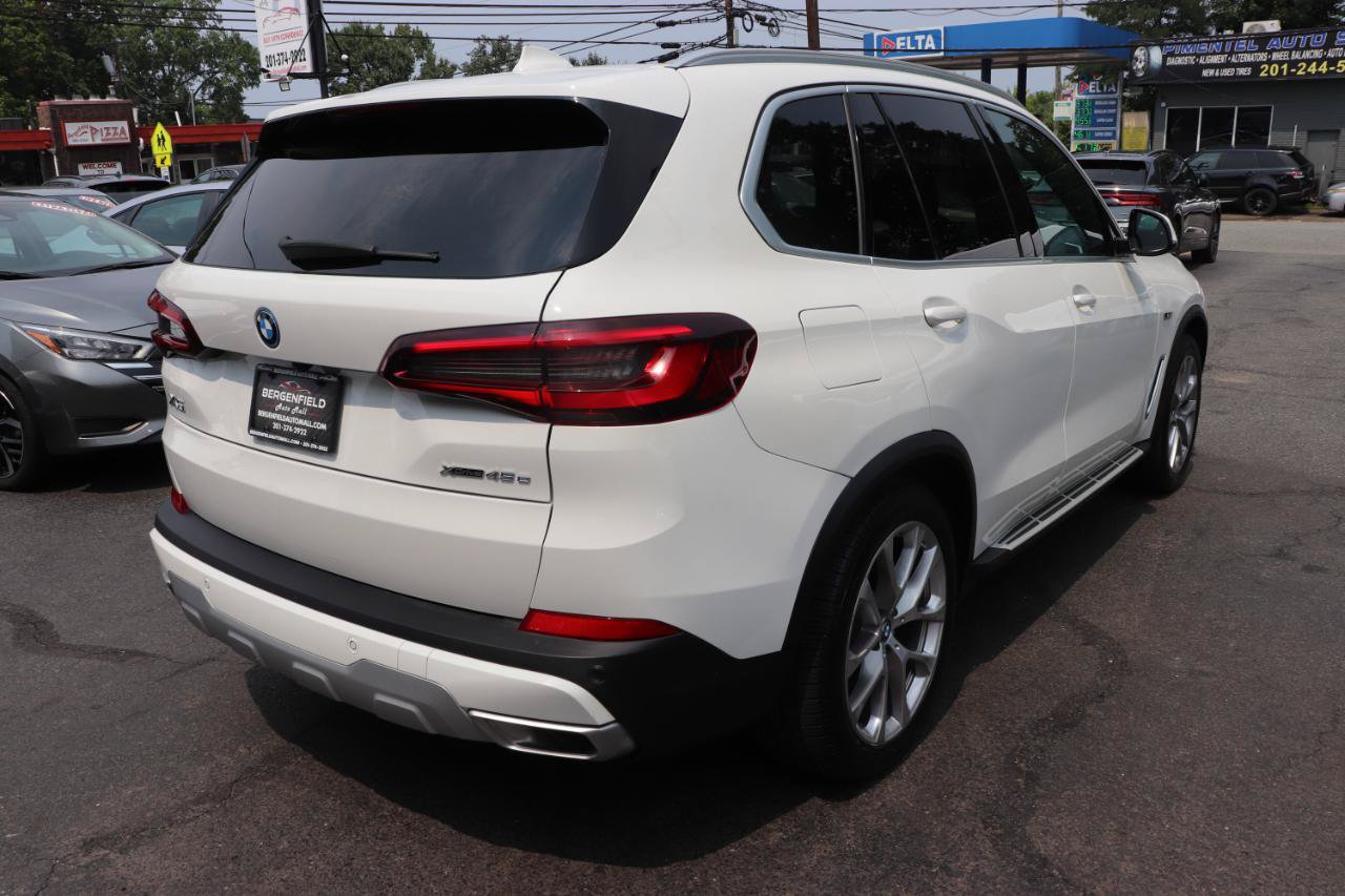 Used 2023 BMW X5 xDrive45e AWD/4WD image 5