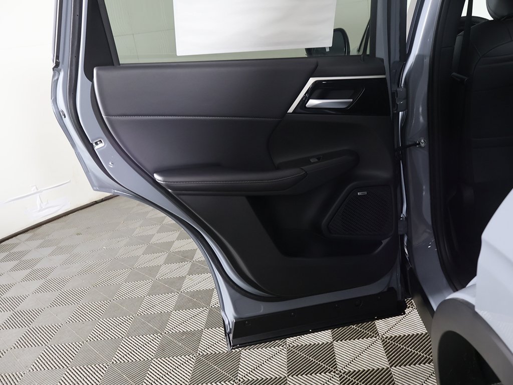 New 2026 Mitsubishi Outlander SE AWD/4WD image 27