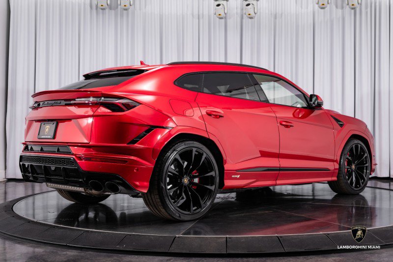 Used 2024 Lamborghini Urus S image 18
