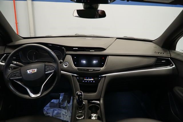 Certified 2024 Cadillac XT6 Luxury w/ LPO, Floor Liner Package AWD/4WD image 15