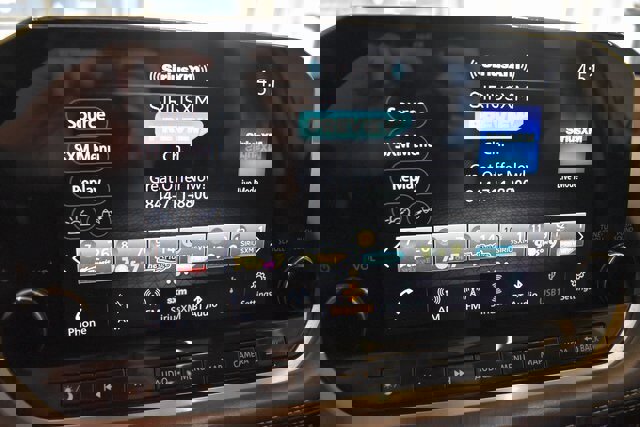 Used 2023 Nissan Rogue SL w/ SL Premium Package image 29