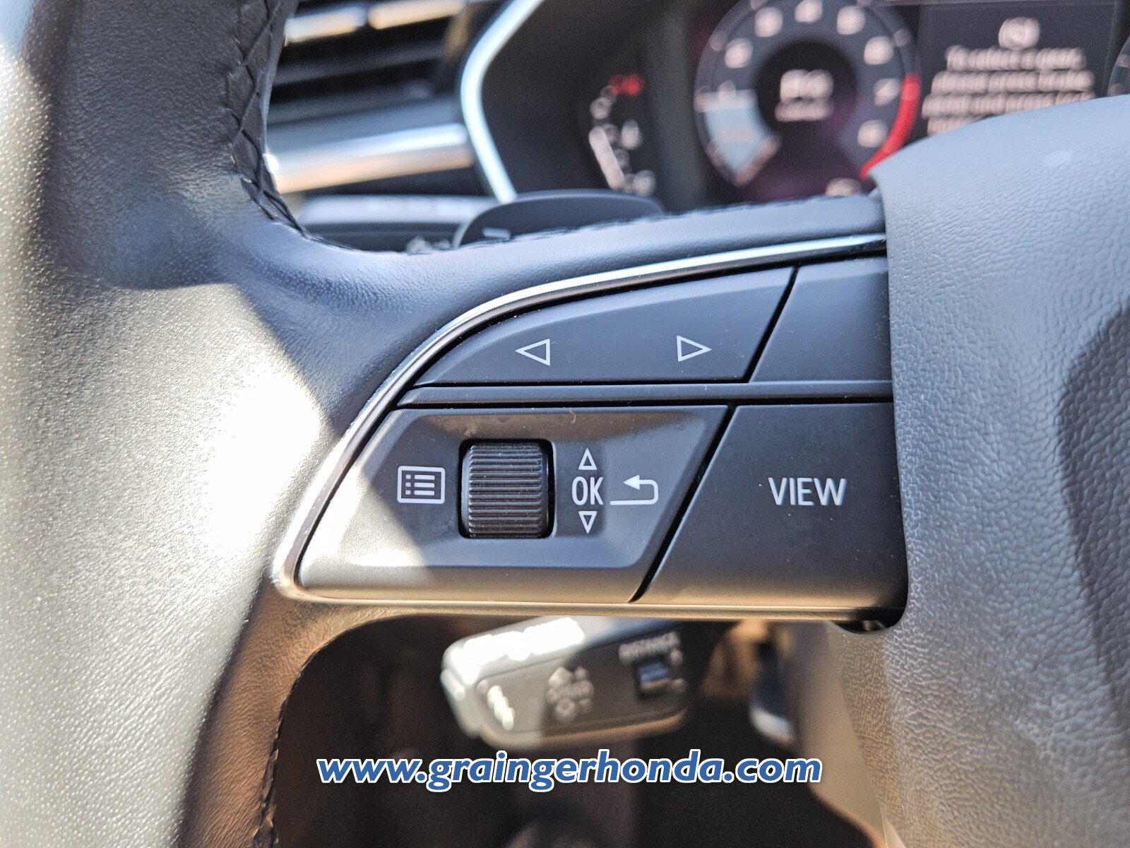 Used 2024 Audi Q3 2.0T Premium AWD/4WD image 18