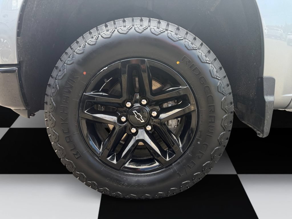 Used 2024 Chevrolet Silverado 1500 LT Trail Boss w/ Convenience Package II AWD/4WD image 14
