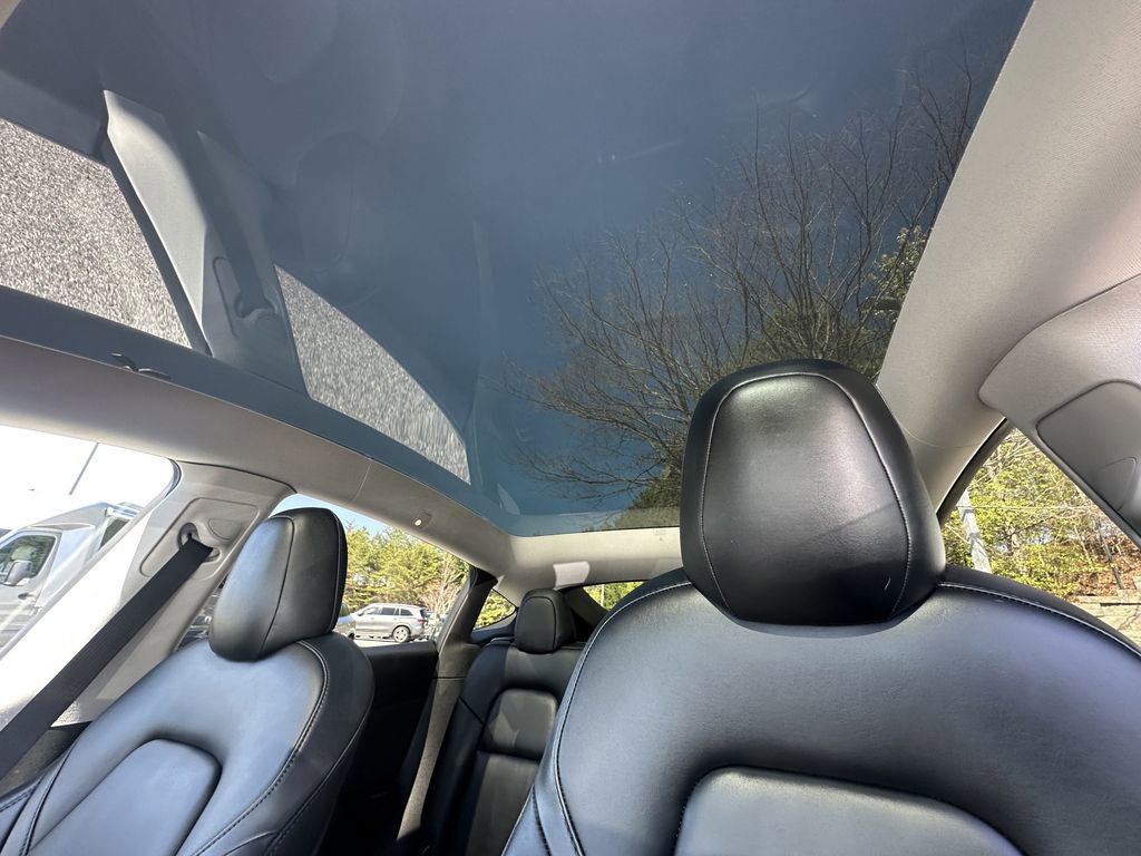 Used 2021 Tesla Model Y Long Range image 31