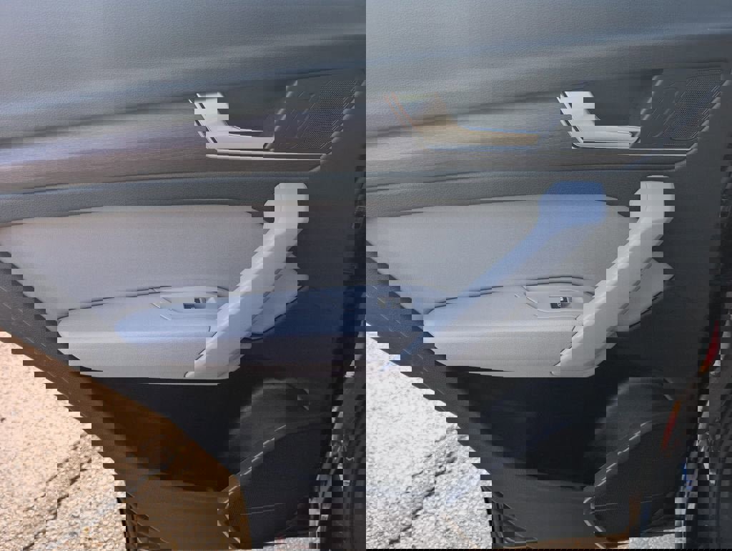 Used 2022 Audi Q5 2.0T Premium image 33