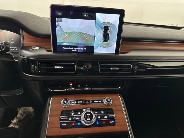 Used 2020 Lincoln Aviator Reserve w/ Equipment Group 202A image 22