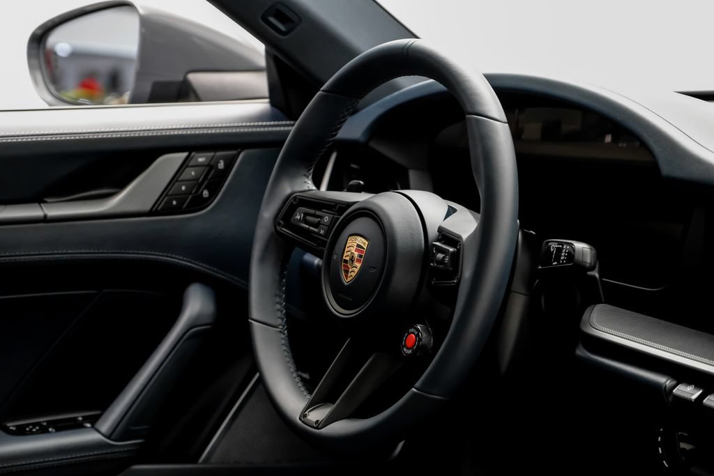 Used 2025 Porsche 911 Carrera S RWD image 14