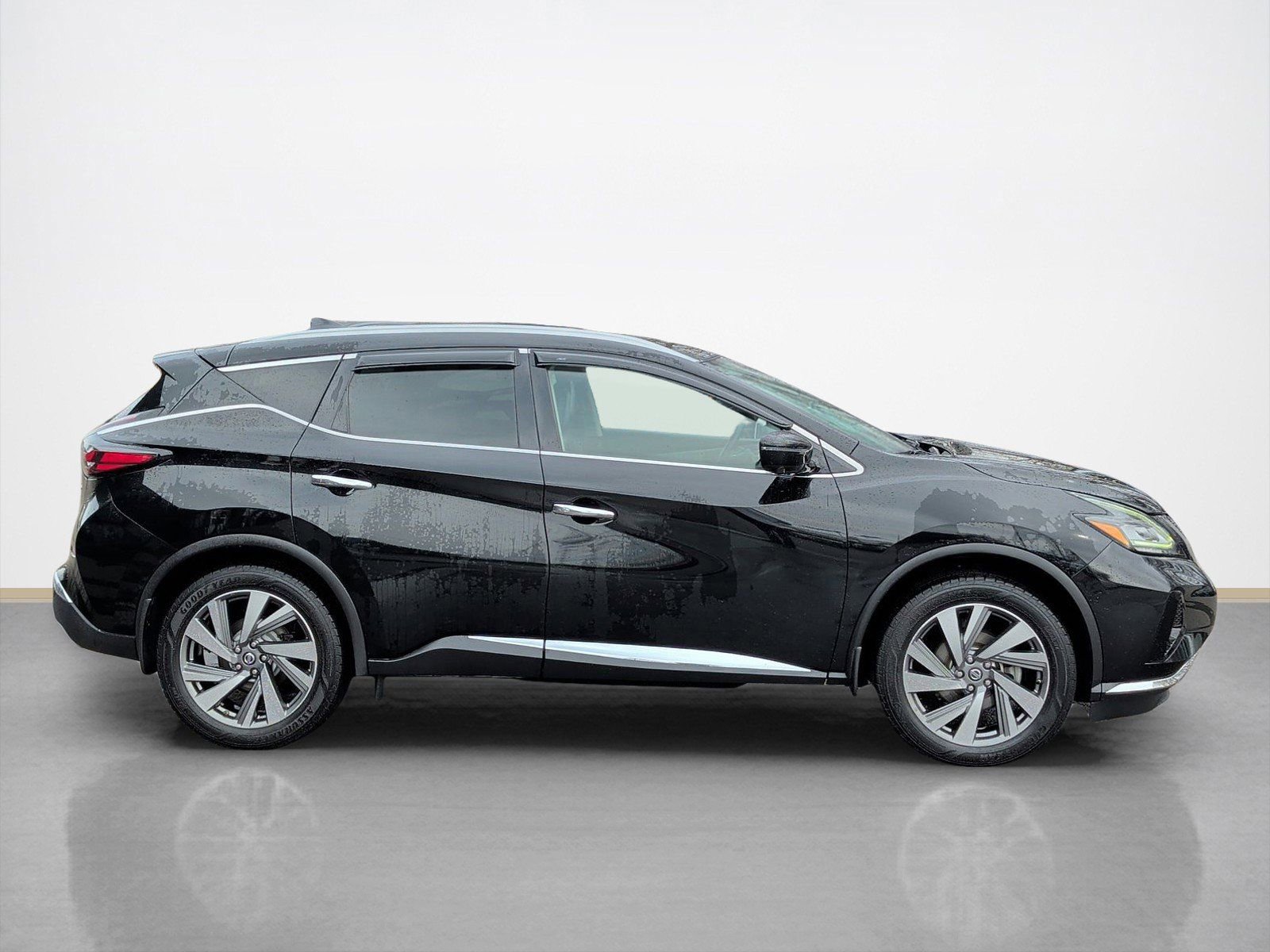 Used 2019 Nissan Murano SL w/ Cargo Package image 2