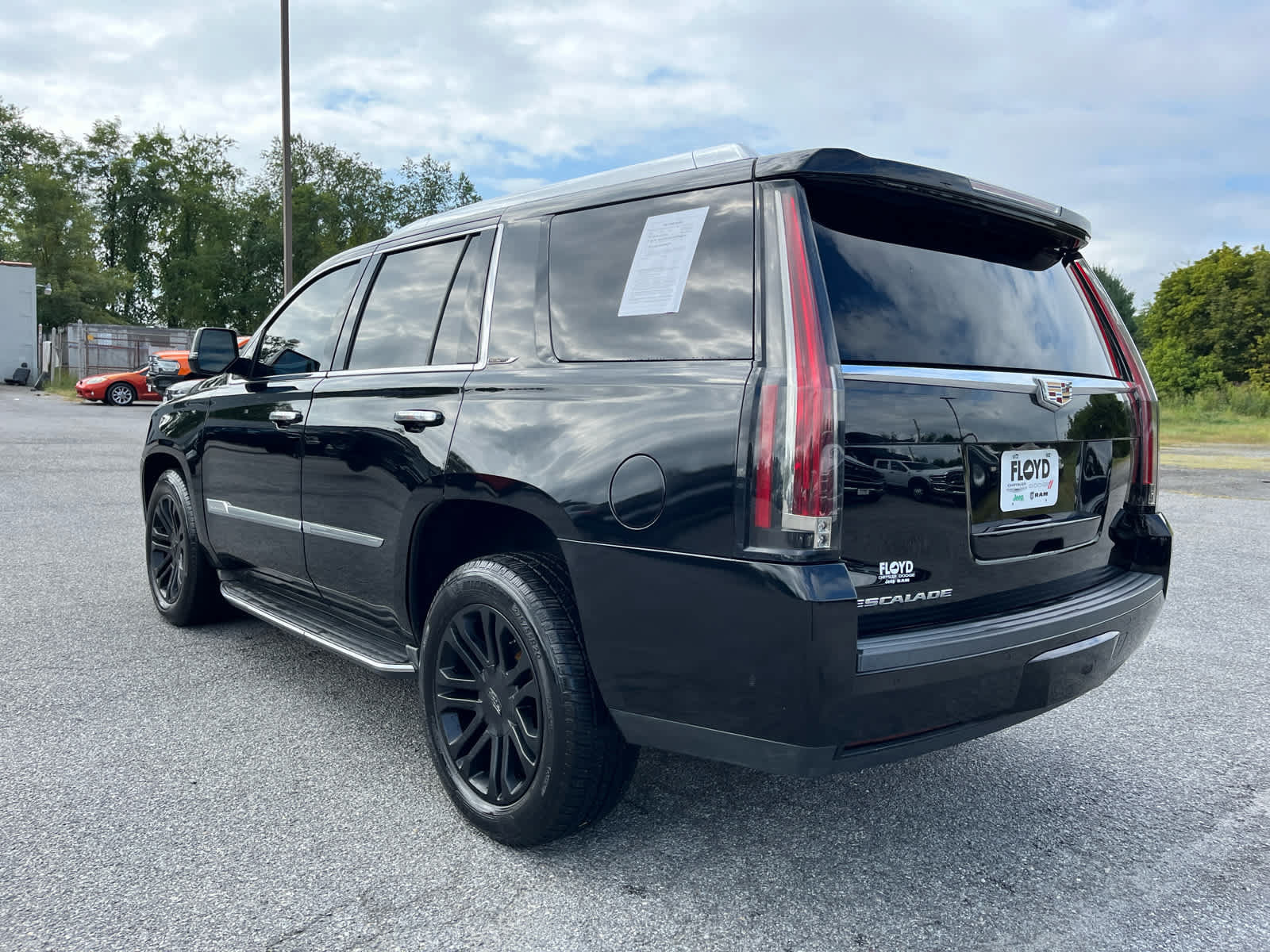 Used 2018 Cadillac Escalade 4WD image 5
