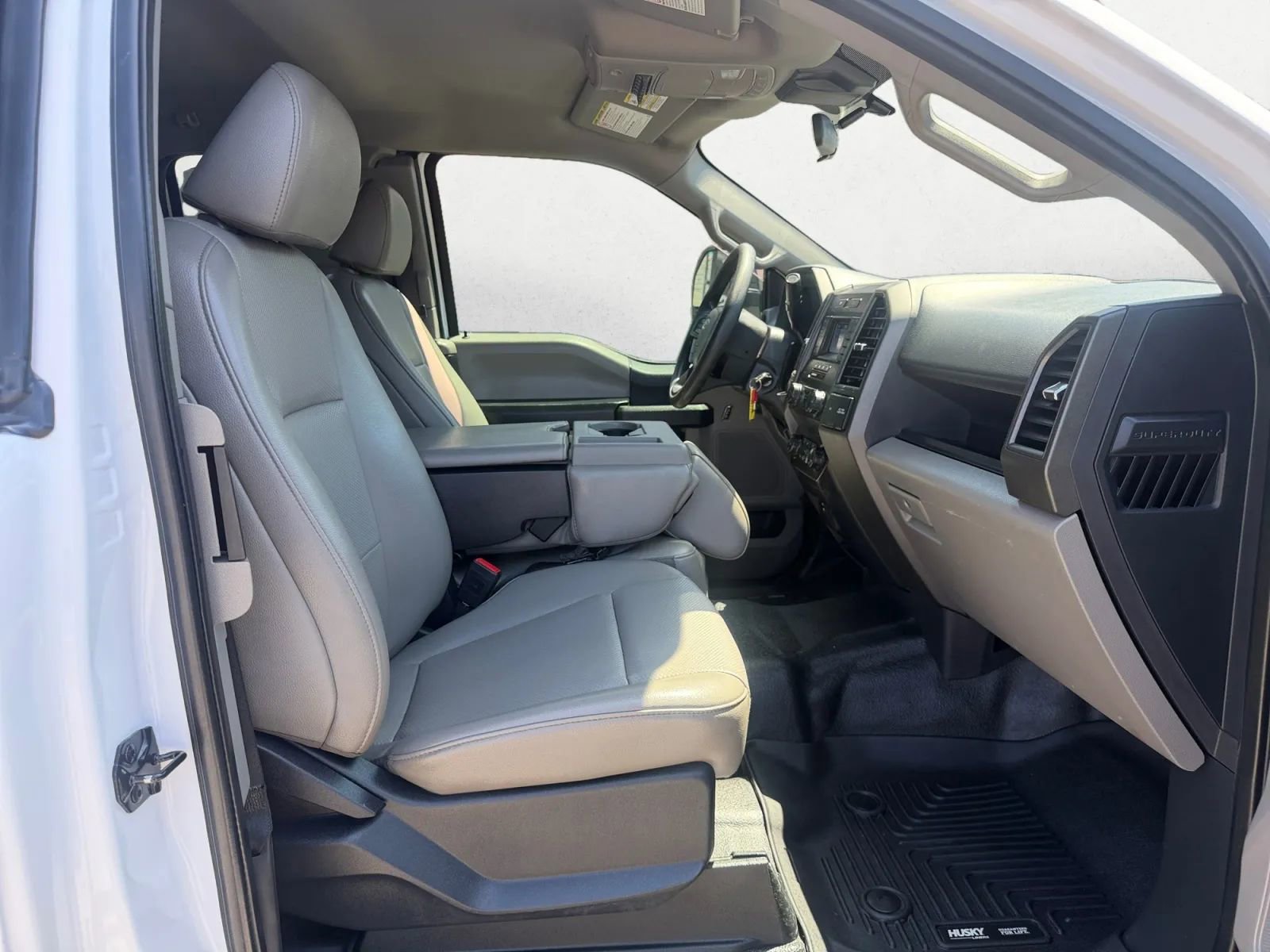 Used 2022 Ford F250 XL w/ Power Equipment Group RWD image 21