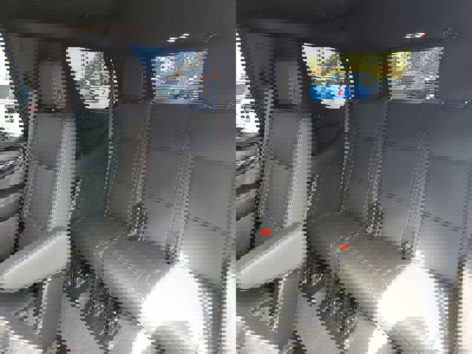 Certified 2024 GMC Yukon Denali image 13