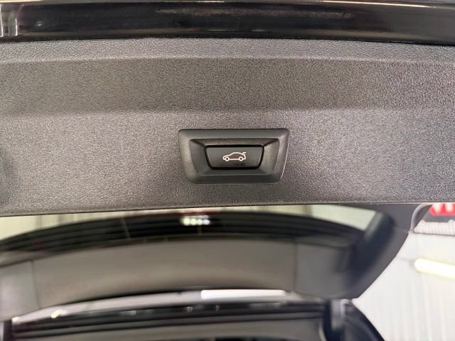 Used 2021 BMW X3 xDrive30i AWD/4WD image 10