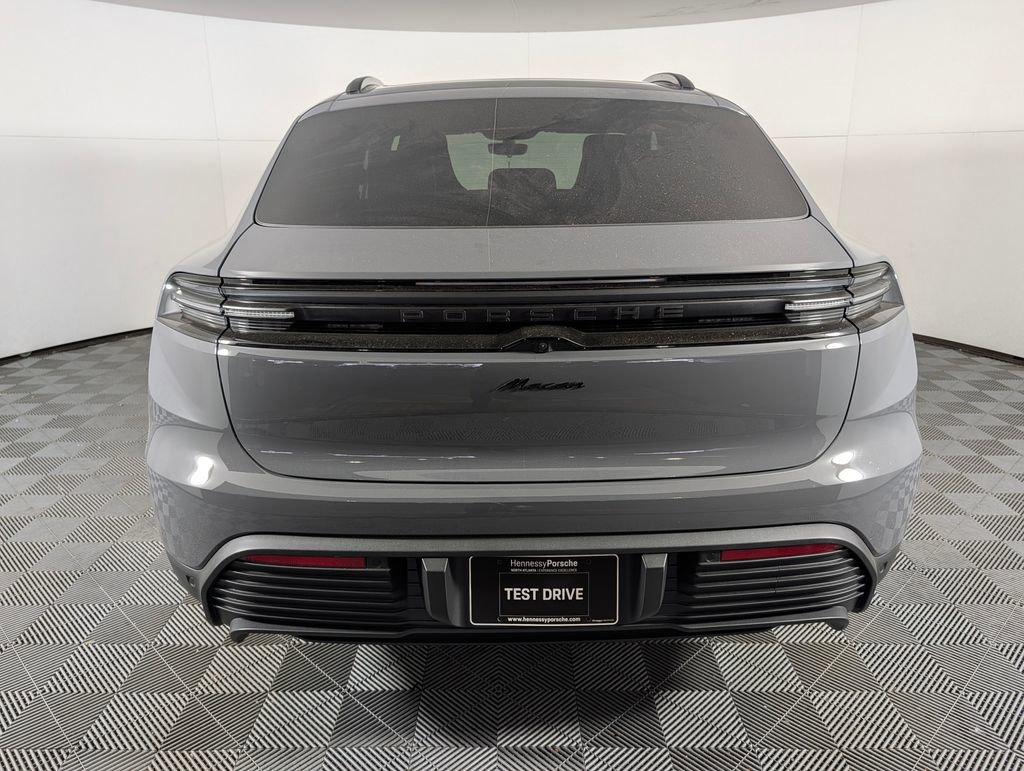 New 2026 Porsche Macan Electric image 7