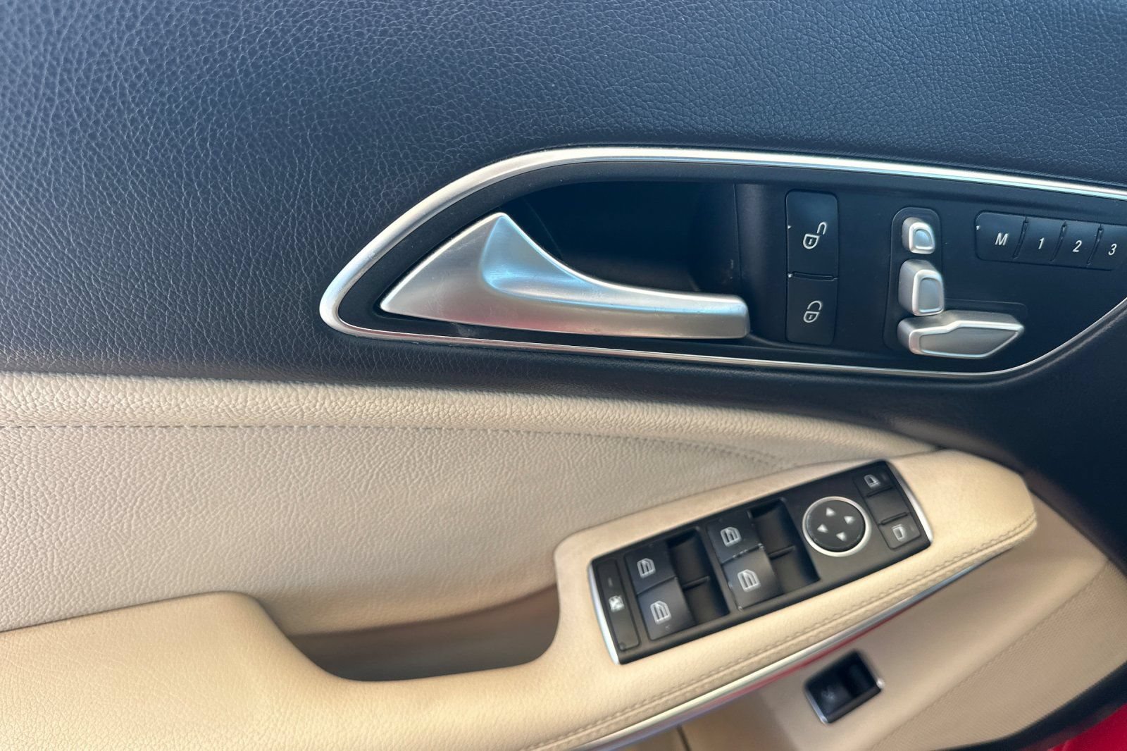Used 2017 Mercedes-Benz CLA 250 image 11