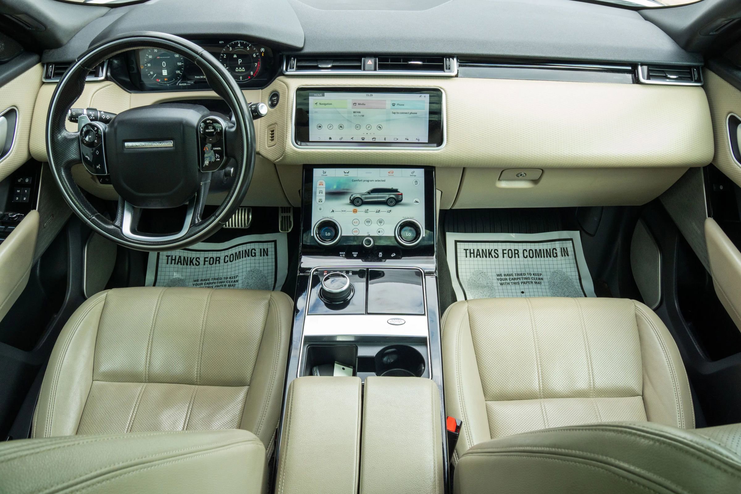 Used 2019 Land Rover Range Rover Velar R-Dynamic SE image 8