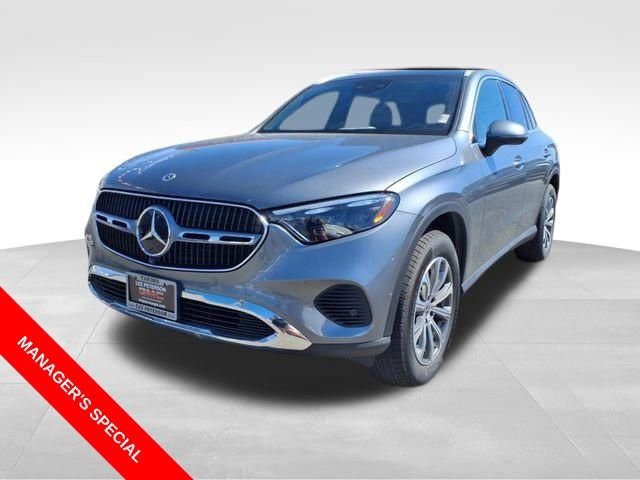 Used 2023 Mercedes-Benz GLC 300 4MATIC image 1