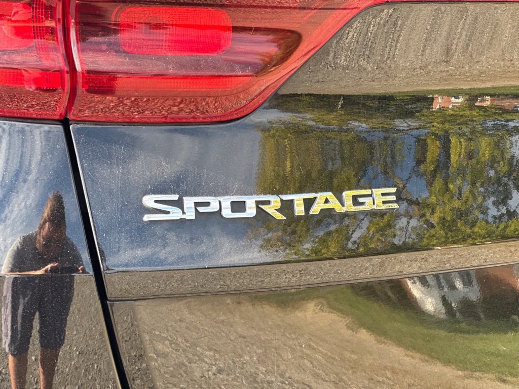 Used 2021 Kia Sportage LX w/ LX Fwd Popular Package image 4