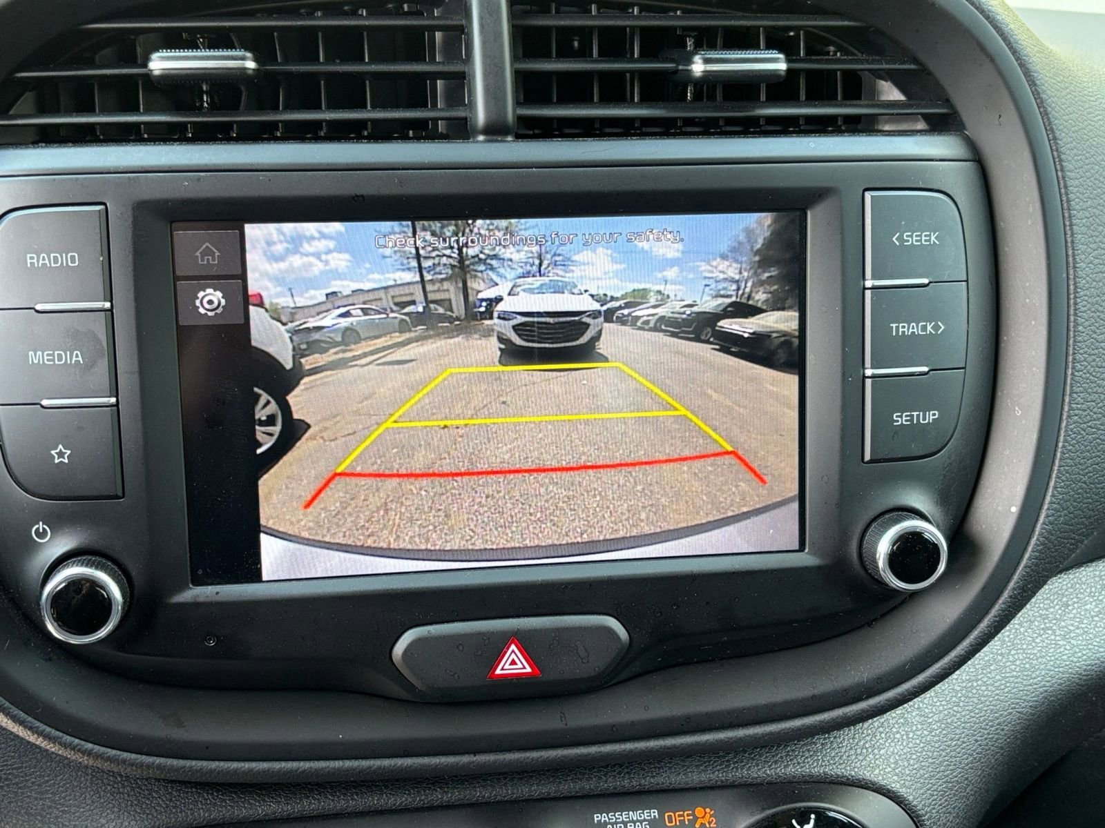 Used 2025 Kia Soul LX w/ LX Technology Package FWD image 24