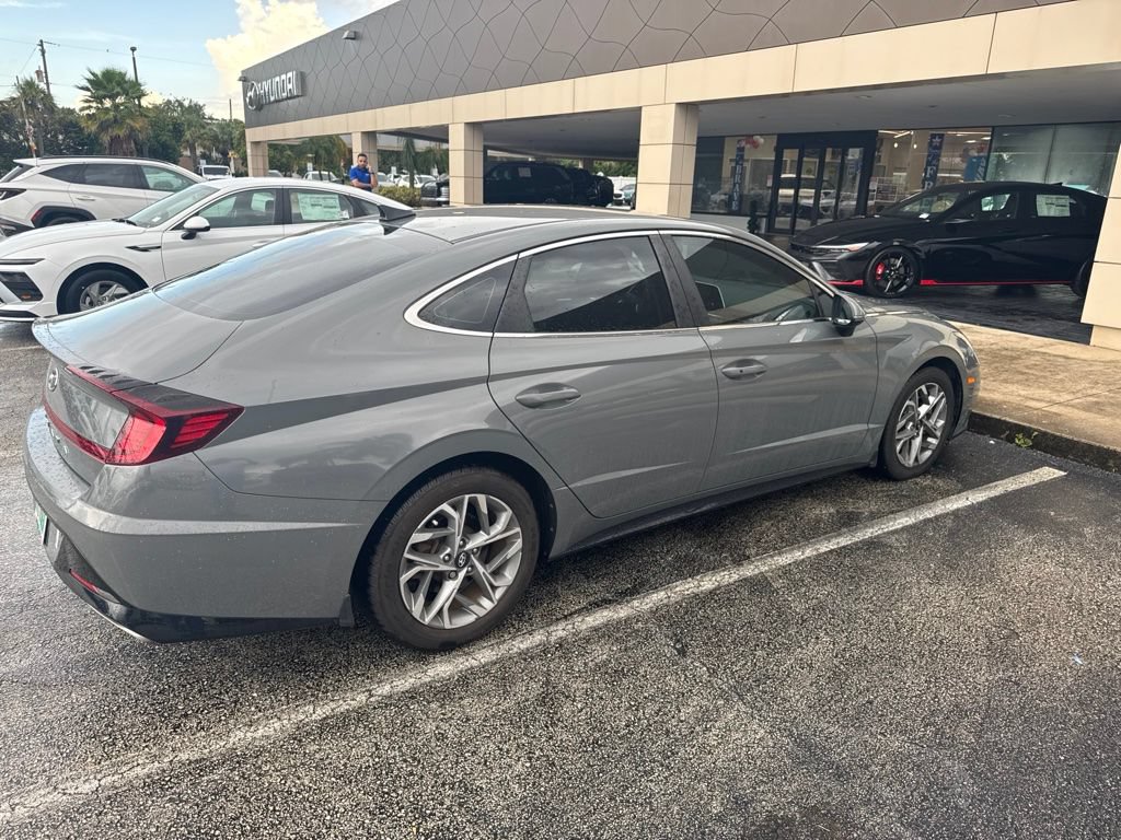 Used 2021 Hyundai Sonata SEL w/ Cargo Package FWD image 11